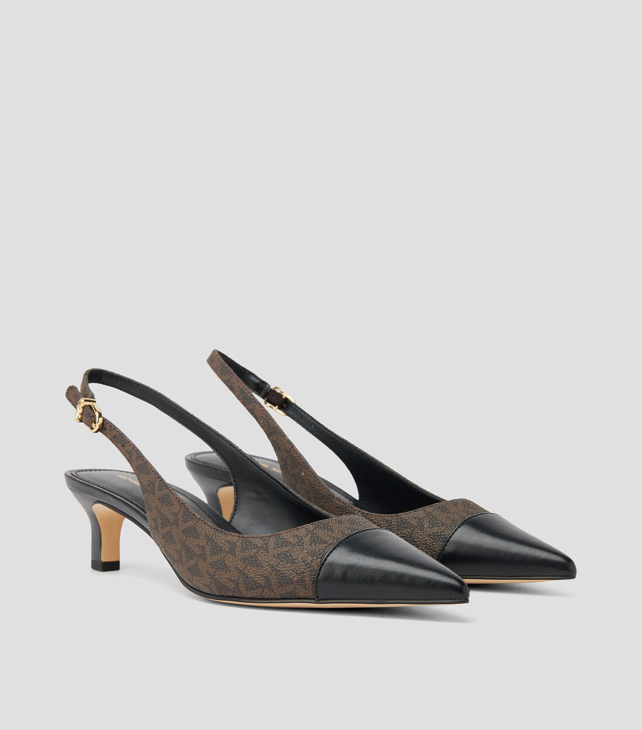 Zapatillas slingback Amara con tacón bajo delgado Mujer